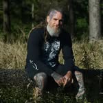 Daniel Dryer - @giant_dad - Instagram
