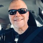 Daniel Ettinger - @daniel.ettinger.7 - Instagram
