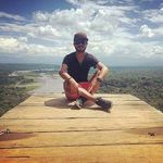 Daniel Fiallos - @daniel.fiallos.374 - Instagram