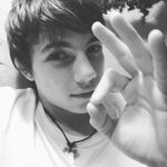 Daniel Fleig - @universal_trip_berry - Instagram