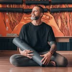 Daniel Hoffmann - @danielhoffmannyoga - Instagram