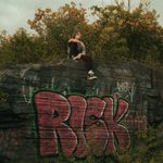 Daniel Holzwarth - @plankton_of_cheese - Instagram