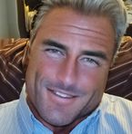 Daniel Hovell - Facebook
