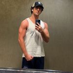 Daniel Hutcherson - @dhutch.fit - Instagram