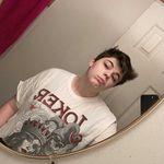 Daniel Hutchison - @ariescato32 - Instagram