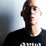 Daniel Kastner - @dosfeygele - Instagram