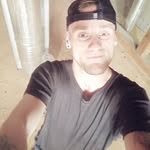 Dollar Kesi - @daniel.kesner.9 - Instagram