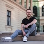 Daniel Kickl | Online Geld verdienen mit KI - @danielkickl1525 - Instagram