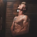 Daniel King - @shark_batess - Instagram