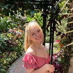 @danielle.klinedinst - Instagram