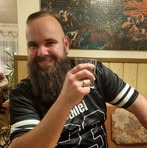 Daniel Knauft - Facebook