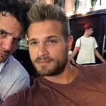 Daniel Knebel - @kneebuu - Instagram