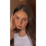Ella - @daniellabudai_ - Instagram