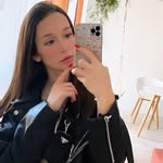 Daniella Chadwick - @daniella_chadwick - Instagram
