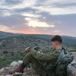Daniel Landsman - Facebook