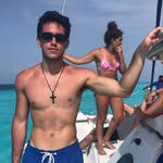 Daniel Larios - @daniellarios.ch - Instagram