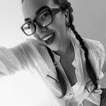Daniella Zierra - @daniella_zierra - Instagram