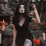 𝕯𝖆𝖓𝖎 - @daniellearnott - Instagram