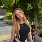 Dani - @danielleeknight - Instagram