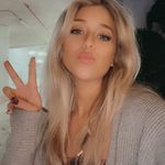 Danielle - @danielleeseewald - Instagram