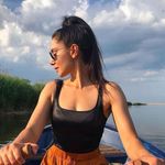 Danielle || 28 - @danielle.ute - Instagram