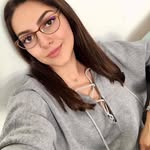 Danielle - @daniellevelleda - Instagram