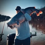 Daniel Lockhart - @dawg_gon_catfishing - Instagram