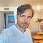 Daniel Louise - @daniellouise10 - Instagram