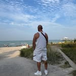 Daniel Löwenherz - @daniellowenherz - Instagram