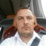 Daniel Michalec - @s_m_a_i_l_o - Instagram