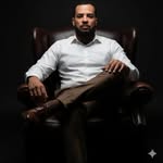 Daniel Almeida | Luthier e músico para casamento - @danielmusicluthier - Instagram