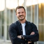 Daniel Neubauer - @danielnewfarmer - Instagram