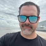 Daniel Oak - Facebook