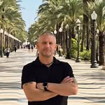 Daniel Piechocki - @daniel.piechocki.5 - Instagram
