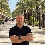 Daniel Piechocki - Facebook