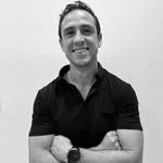 Daniel Robledo - @youvsgravity - Instagram