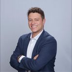Daniel Schaffer - Facebook