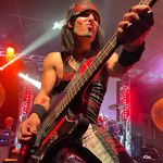 Daniel Schembri - @looks_that_kill_sixxer - Instagram