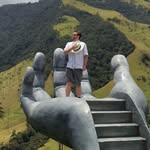 Daniel Schick - @olafo_waffle - Instagram