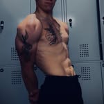 Daniel Schlosser - @_.daniel._47 - Instagram
