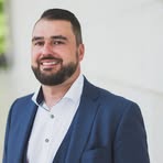 Daniel Schlosser - Facebook