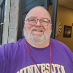 Daniel Sterling - @st.daniel40 - Instagram
