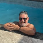 Daniel Vallota - @danielvallota - Instagram