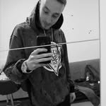 Daniel Vik - @vikdaniel45 - Instagram