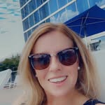 Danielle Whitledge - @danielle_sharethemagictravel - Instagram