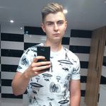 Daniel Wróblewski - @fajny20daniel20 - Instagram