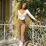 Daniela Acevedo - @_inadaptada - Instagram
