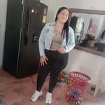 Daniela Atencio - @dani_dorada - Instagram