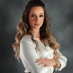 Daniela Bravo | Nail Artist - @danielabravo_nails - Instagram
