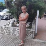 Daniela Burkert - @danielaburkert - Instagram